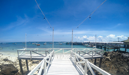 Obraz premium view of the beach known for surfing, sea sand sun, aloha enjoy holiday