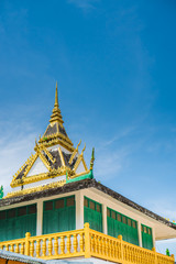 Fototapeta premium The roof of ancient temple in buddism.