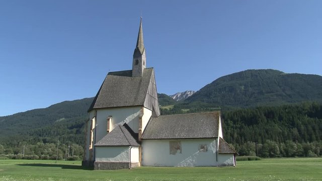 Berg im Drautal, Berg, Kirche, Denkmal, Athanasius, Heiliger Athanasius, Filialkirche, Fresko, Mittelalter, Feld, Gotik, Sp&auml;tgotik