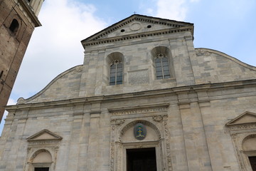 Fototapeta na wymiar Cathedral of San Giovanni Battista in Turin, Piedmont Italy