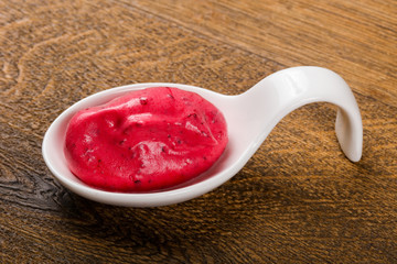 Berry cream mousse