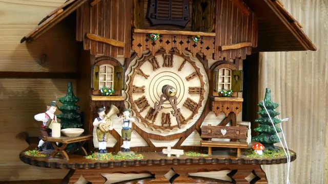 Wall clock with pendulum