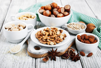 different types of nuts