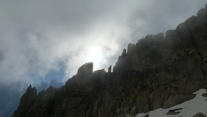 Contre Jour Arete du Moine