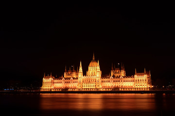 Fototapeta na wymiar Budapest Parliament Buidling