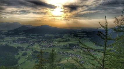 blick von den bergen i I