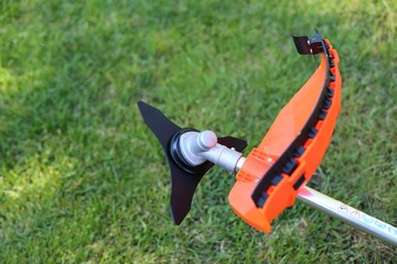Brush cutter metal knife