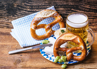 Weißwurst, Brezn und ein Helles