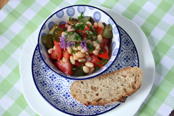 Mediterraner Bohnensalat
