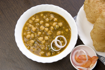Choley Puri or Spice Chickpeas with puri