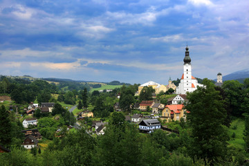 Krajobraz wiejski z lotu ptaka, Branna w Czechach. - obrazy, fototapety, plakaty