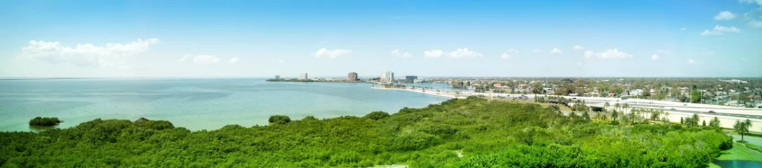 Zelfklevend Fotobehang Clearwater Beach, Florida Panorama, uitzicht over Old Tampa Bay naar Clearwater, Florida, VS,