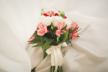 Obraz na płótnie Canvas Wonderful luxury wedding bouquet of different flowers