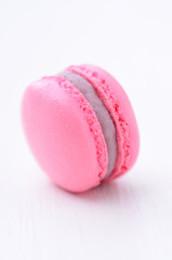 traditional french macarons
