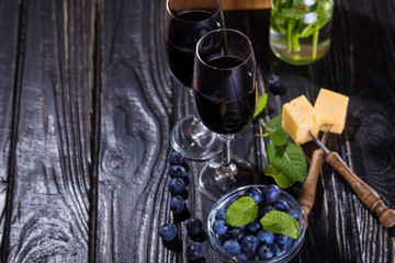vine and food
