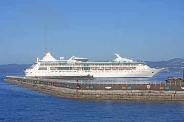 Cruise liner entering Victoria harbour