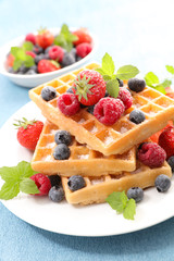 waffles with fruits