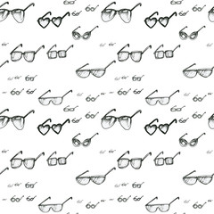 Seamless pattern with sunglasses