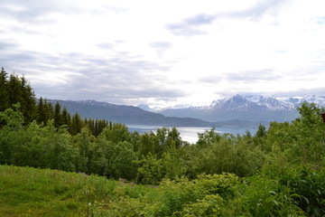 Fototapeta na wymiar Bergpanorama bei Narvik