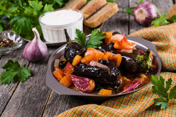 Stewed eggplant with vegetables