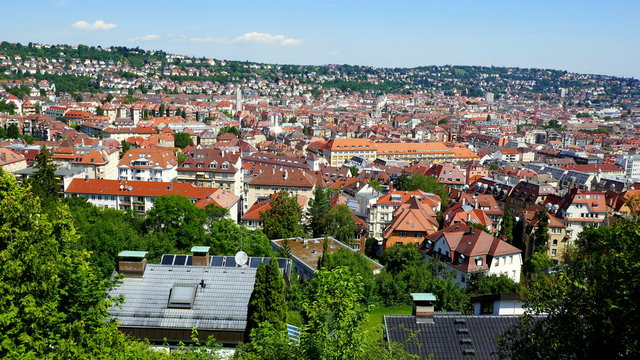 Stuttgart vom Aussichtspunkt der Hasenbergsteige