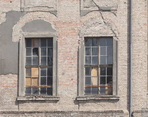 Fototapeta na wymiar Fenster, ehemaliges Haupttegrafenamt Berlin-Mitte