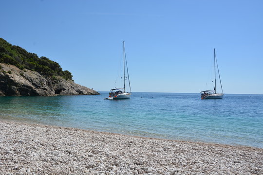 Lubenice Beach near blue grotte