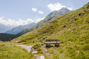 Maloja, Via Engiadina, Wanderweg, Höhenweg, Holzbank, Aussichtspunkt, Silsersee, Oberengadin,...