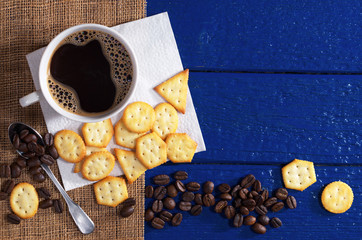 Coffee and crackers