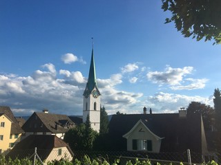 Fototapeta na wymiar Kirche in Zollikon in der Schweiz 