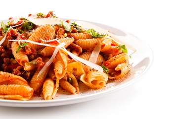 Penne with meat, tomato sauce and vegetables