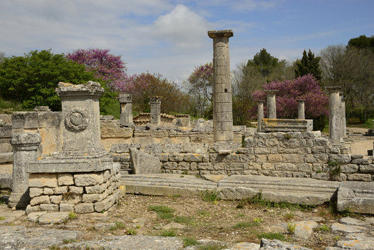 Ruines d'un marché romain aux Antiques à Saint-Rémy-de-Provence, Bouches du Rhône – Antique Roman site in Saint-Rémy-de-Provence, Provence, France
