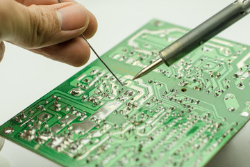 Repair of electronic devices, tin soldering parts