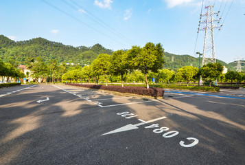 Obraz premium Parking lot in the park