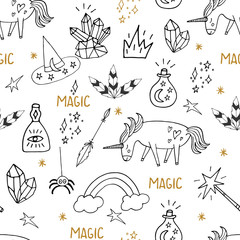 Obraz premium Cute hand drawn cartoon seamless pattern with unicorns, crystals and other magic elements. Vector background
