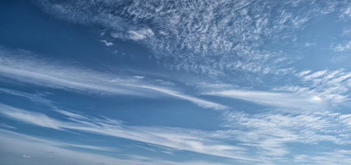Fototapeta premium Blue sky with cirrus clouds