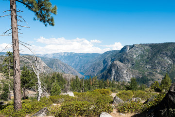Fototapeta na wymiar Hetch Hetchy in Yosemite National Park