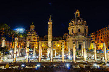 Fototapeta na wymiar Trajan's Forum at night