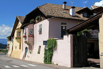 case rustiche ad Appiano (Bolzano)