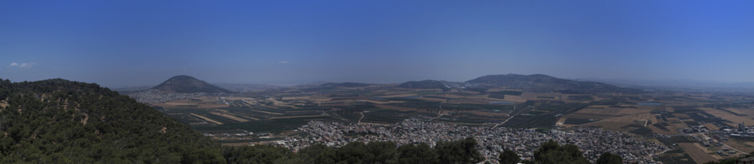 view of the galilea from the peak of mt tavor, israel - obrazy, fototapety, plakaty