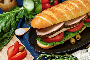 Baguete de lomo horneado