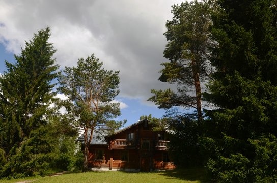 Village de Verkhnie Mandrogui (Russie)
