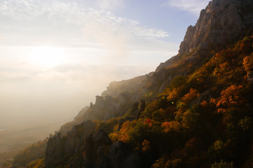 Fototapeta na wymiar Autumn in the mountains