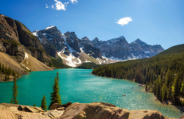 Fototapeta na wymiar Sunny day at Moraine lake in Banff National Park, Alberta, Canada