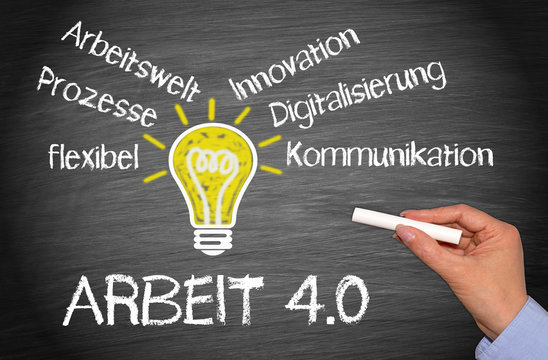 Arbeit 4.0 - Veränderung der Arbeitswelt durch Digitalisierung und Fortschritt, Idee Konzept mit Glühbirne und Text