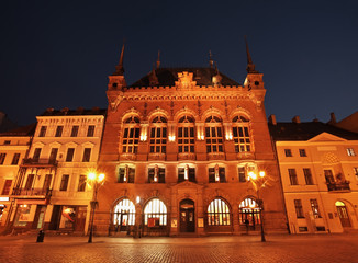 Fototapeta premium Artus Court (Dwor Artusa) at Market square in Torun. Poland
