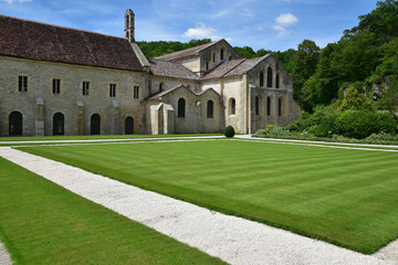 Fototapeta na wymiar Abbaye royale cistercienne de Fontenay en Bourgogne, France
