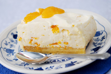 Apricot cake