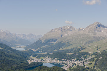 St. Moritz, St. Moritzersee, Seenplatte, Silvaplanersee, Engadin, Oberengadin, Alpen, Piz Nair, Piz Julier, Stazerwald, Wanderweg, Graubünden, Sommer, Schweiz
