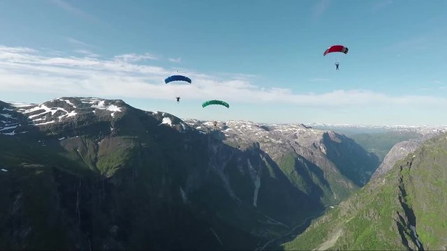 Skydiving in Norway